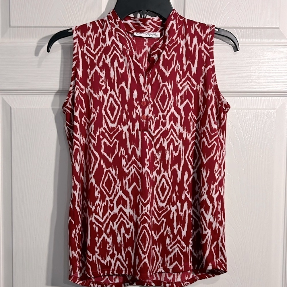 Claudia Richard Sleeveless blouse - Red & White - Size Small